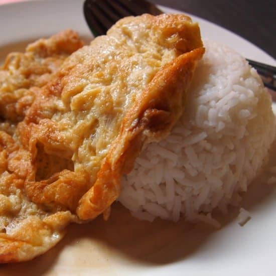 What is Thai food? Thai Food Thai Omelette Rice. Thai food for beginners